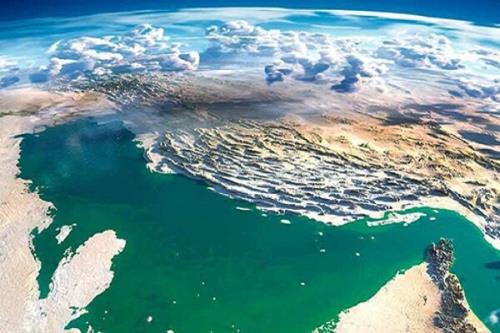 پایش پارامترهای موثر در آب های خلیج فارس با سنجش از دور